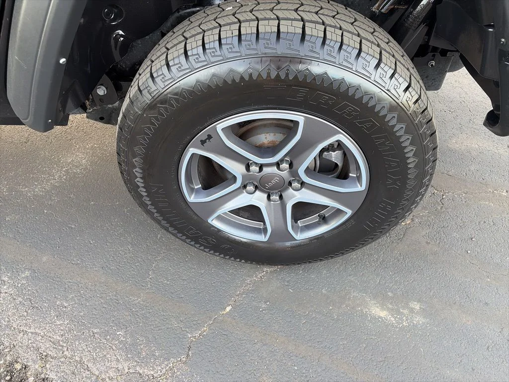 Certified Used 2022 Black Jeep Unlimited Sport S image 9