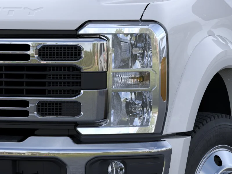 New 2026 Oxford White Ford XLT image 18