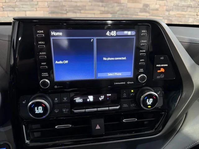 Used 2021 Celestial Silver Metallic Toyota XLE image 19