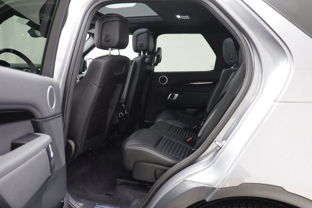 Used 2025 Gray Land Rover S image 15