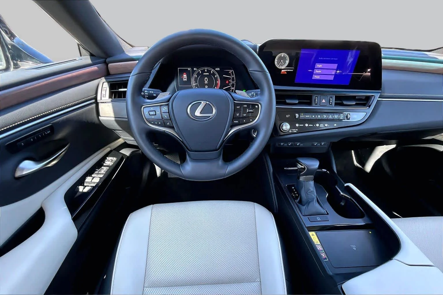 Certified Used 2025 Eminent White Pearl Lexus  image 5