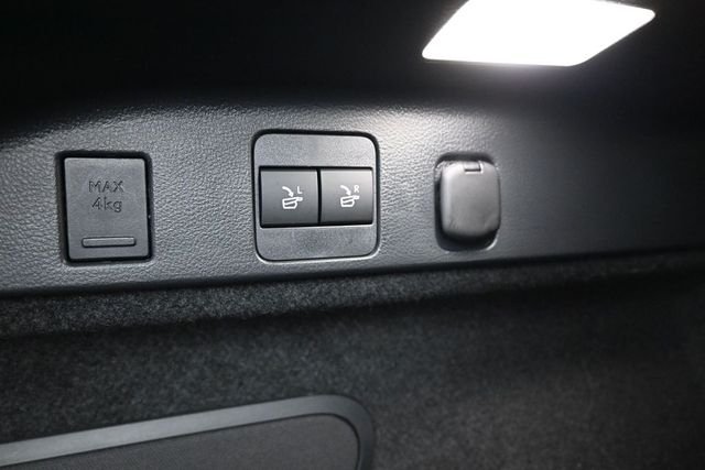Used 2024 White Lexus 350 image 10