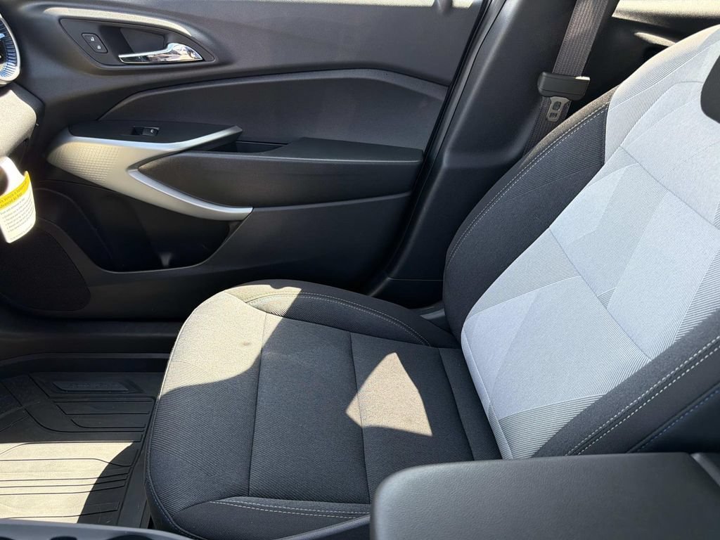2026 Chevrolet Trax LS - Photo 17