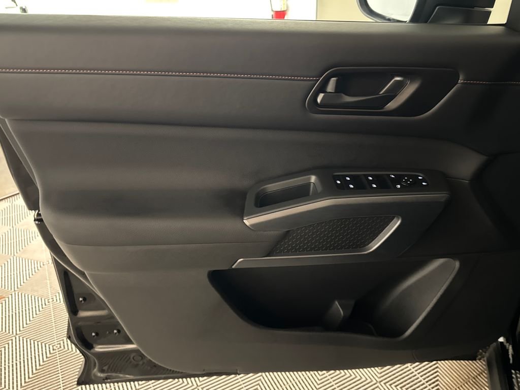 Certified Used 2025 Black Nissan Rock Creek image 15