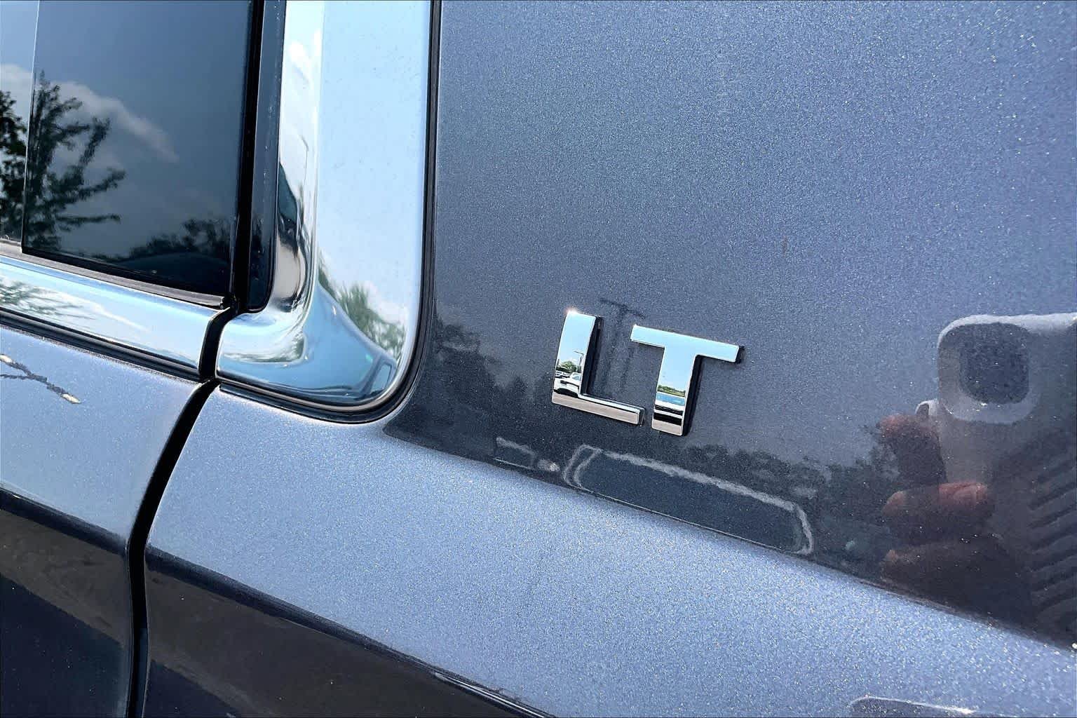 Used 2017 Tungsten Metallic Chevrolet LT image 10