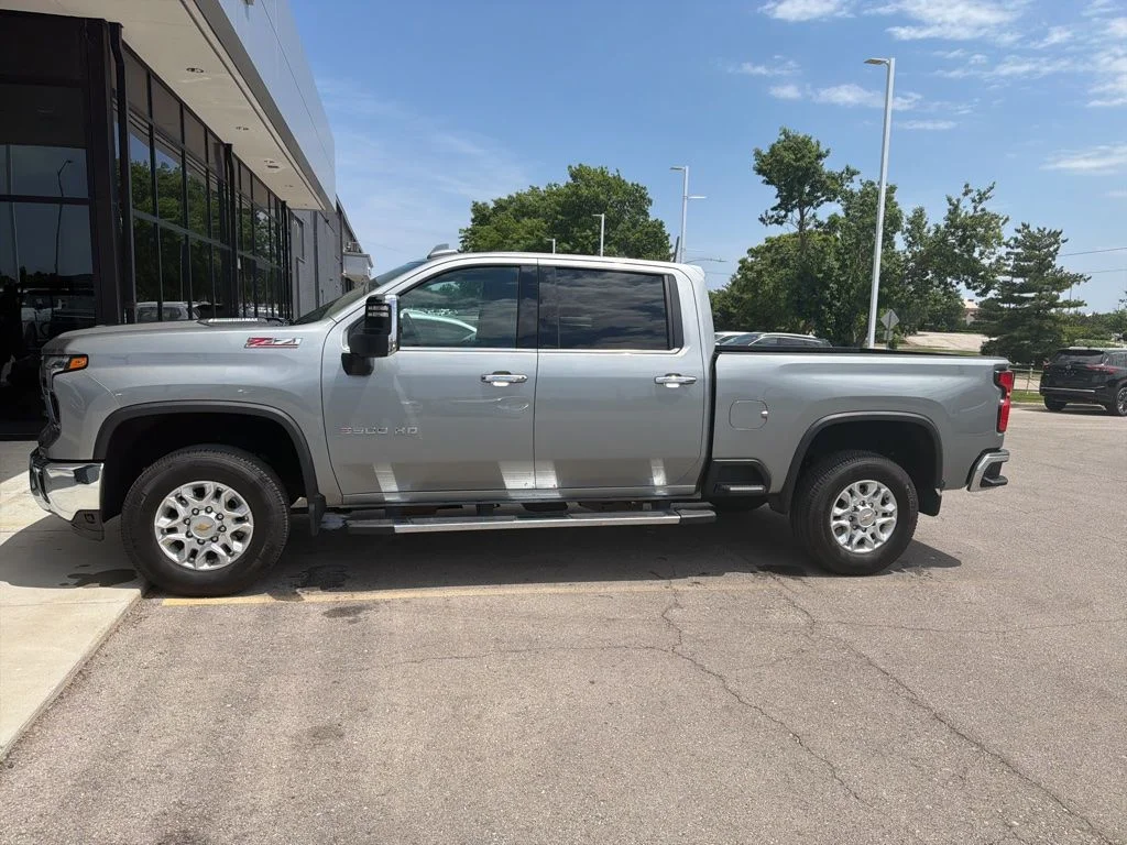 2025 Chevrolet Silverado HD LTZ 4WD Crew Cab Standard Box SRW's photo