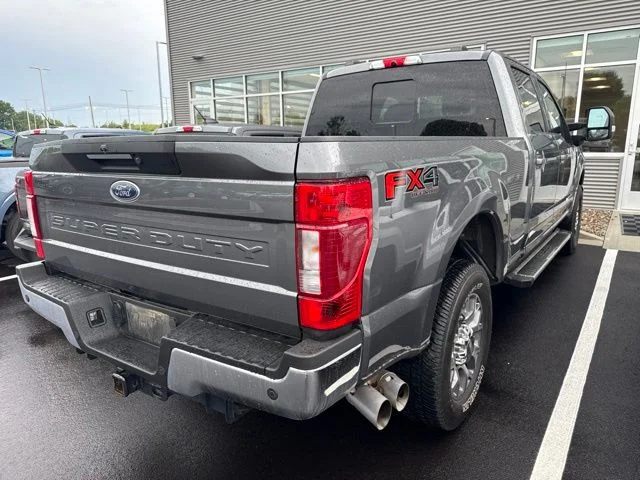 Used 2022 Gray Metallic Ford Lariat image 4