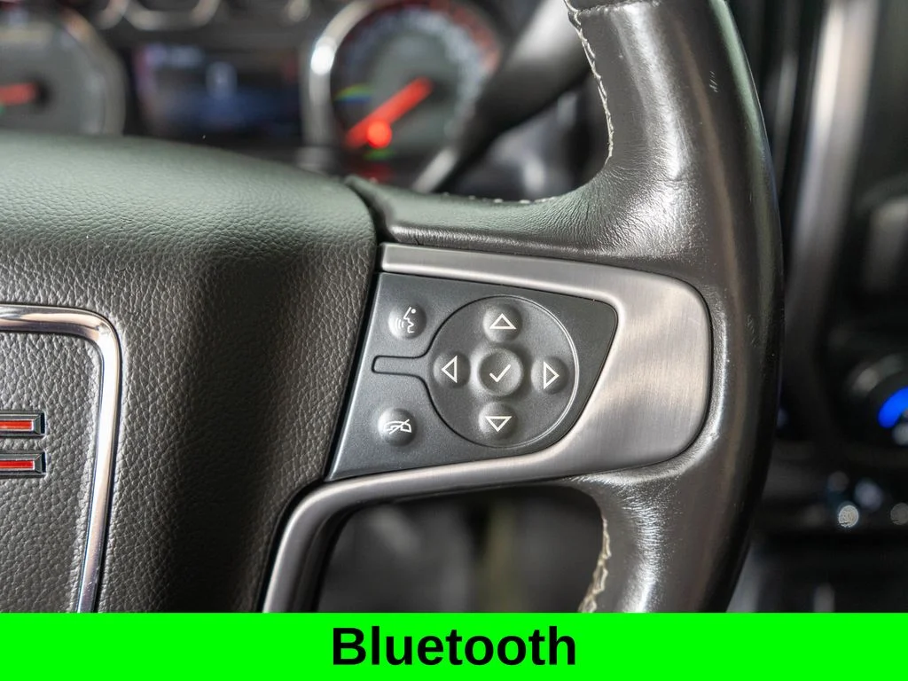 Used 2015 Red GMC SLE image 16