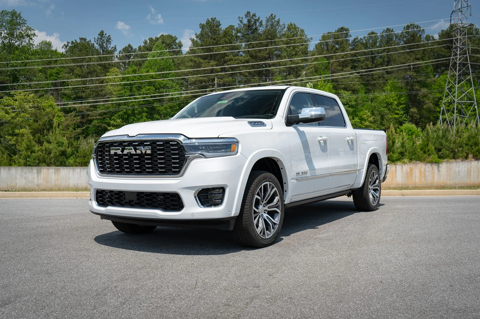 New 2026 Ivory White Tri-Coat Pearl-Coat Exterior Paint RAM Tungsten image 9