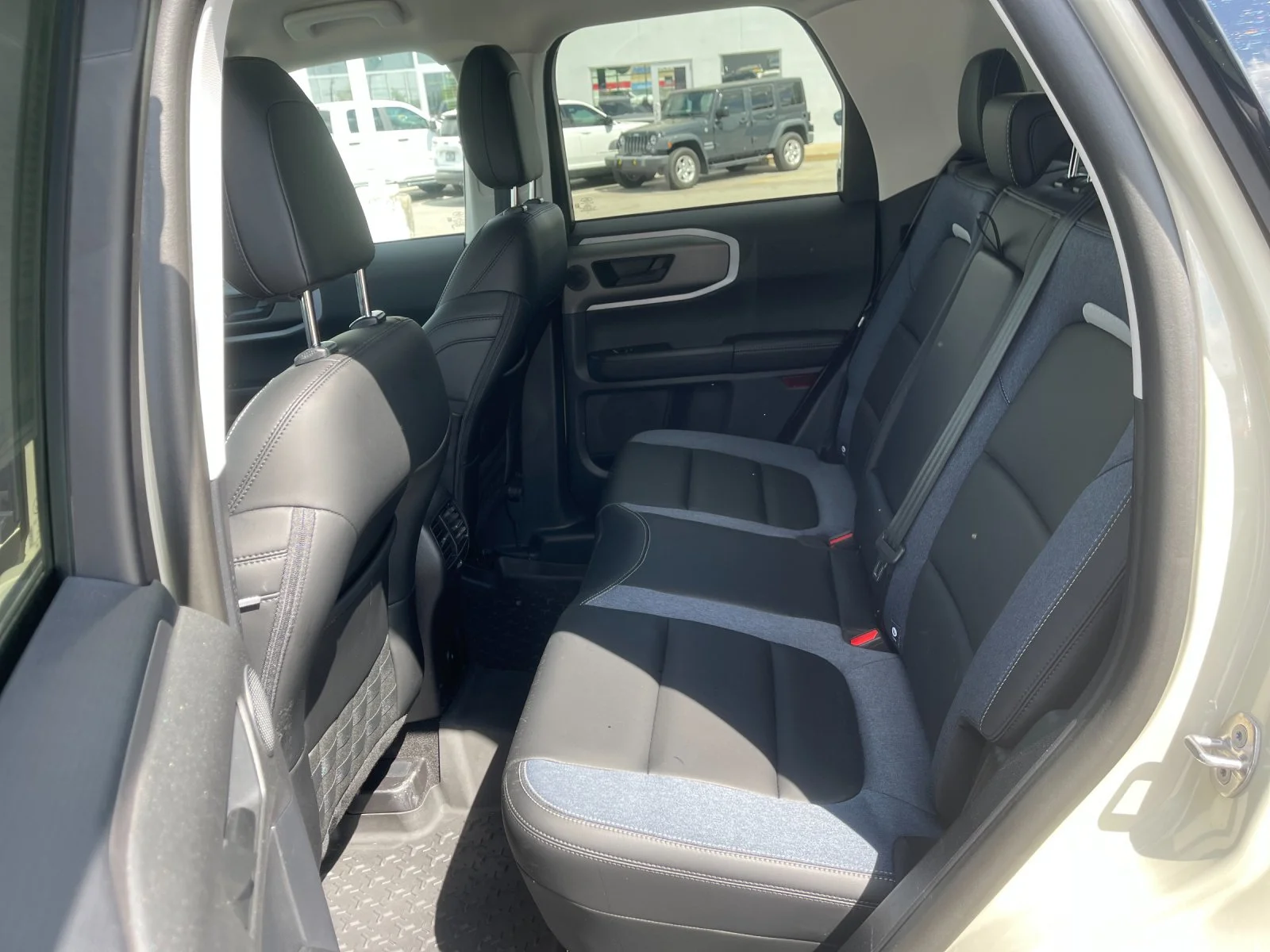 Used 2025 Beige Ford Outer Banks image 14
