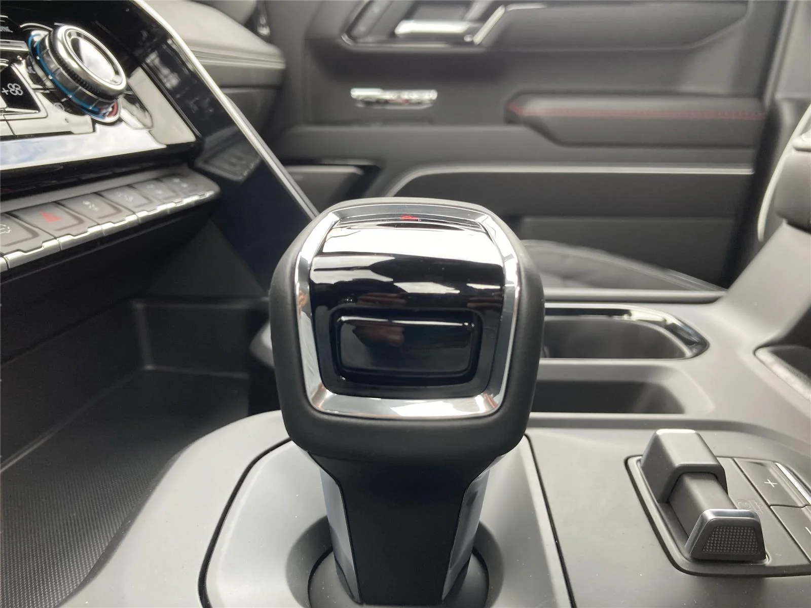 New 2026 Summit White GMC AT4X image 29