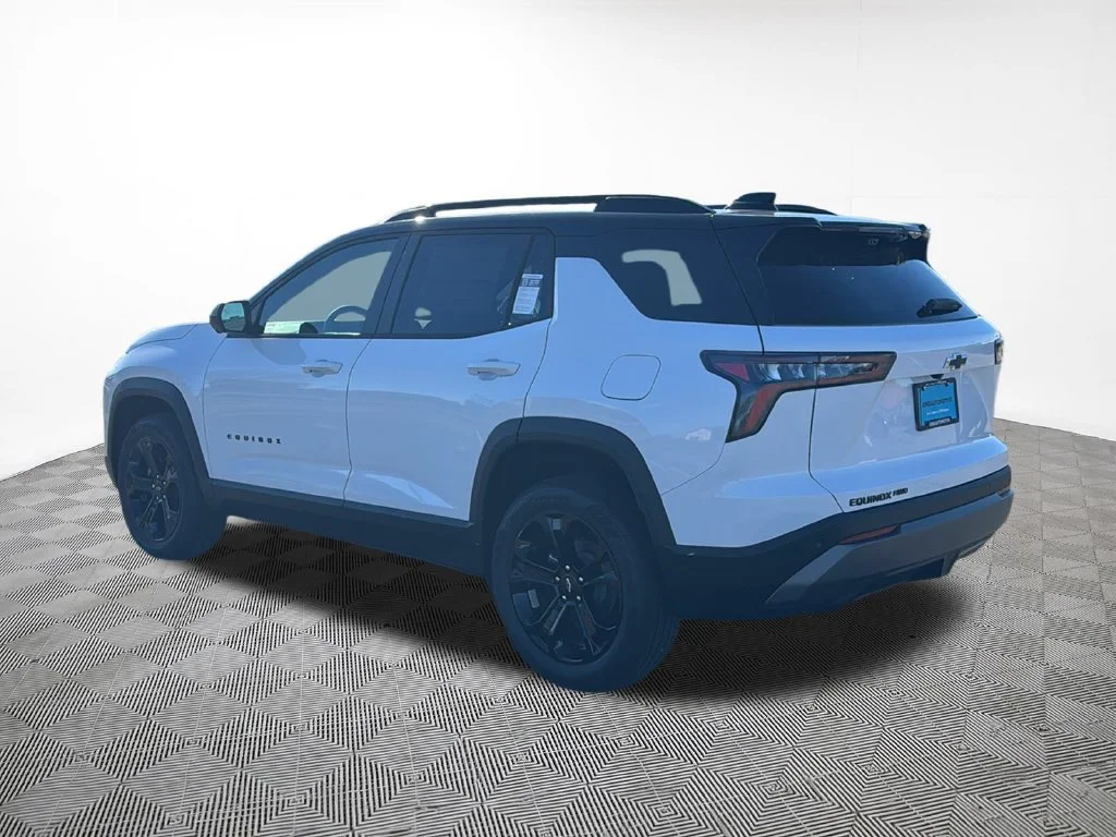 New 2027 Summit White Chevrolet LT image 12