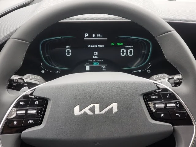 Used 2023 Black Kia EX Touring image 7