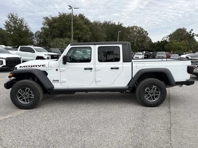 New 2026 Bright White Clear-Coat Exterior Paint Jeep Mojave image 7