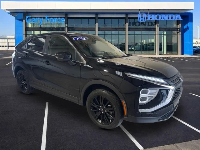 2024 Mitsubishi Eclipse Cross LE S-AWC's photo