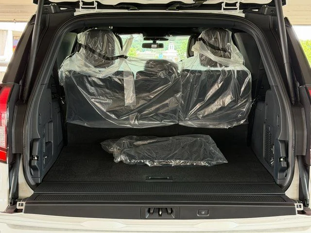New 2026 Star White Metallic Tri-Coat Ford King Ranch image 16