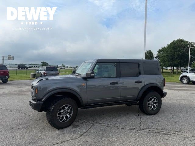 Used 2023 Carbonized Gray Metallic Ford Badlands image 6