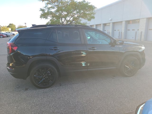 Used 2024 Black GMC SLE image 10