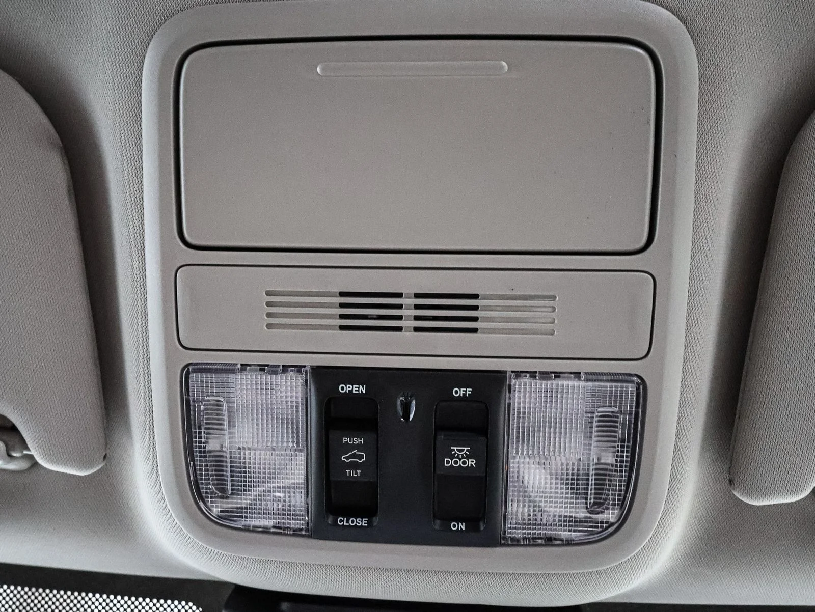 2026 Honda Odyssey EX-L - Photo 32