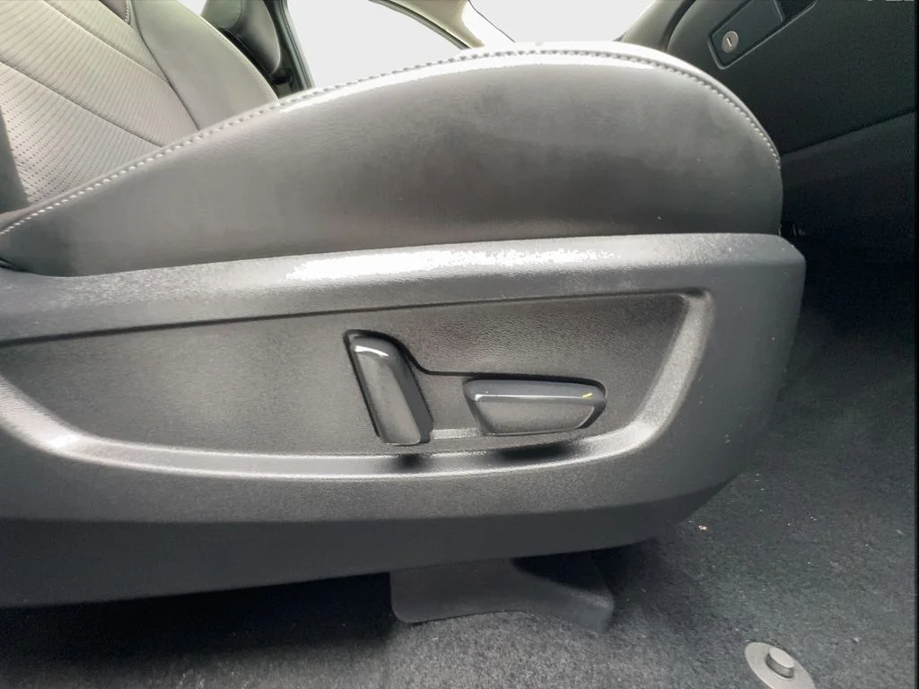 Used 2025 Gray INFINITI LUXE image 34