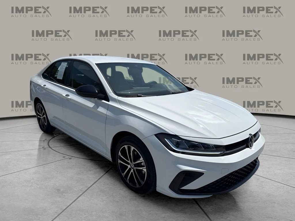 Used 2025 White Volkswagen 1.5T Sport image 7