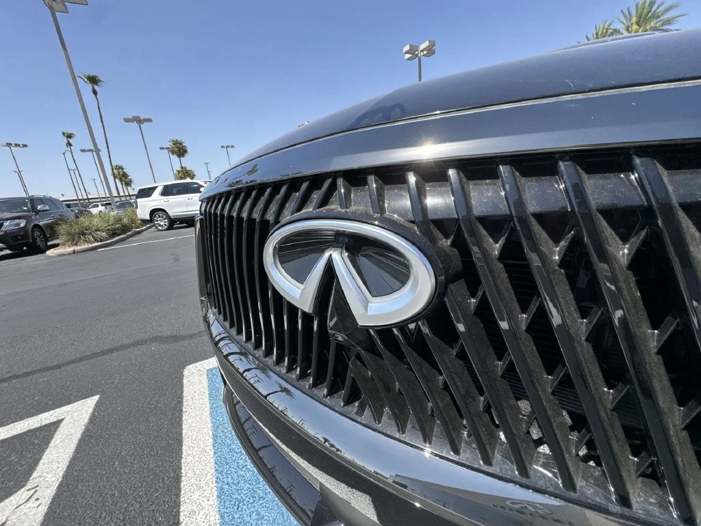 New 2027 2T MNRL BLK INFINITI Autograph AWD image 32