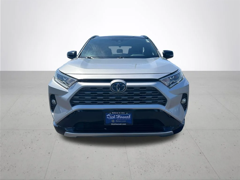 Used 2019 Silver Toyota XSE image 3