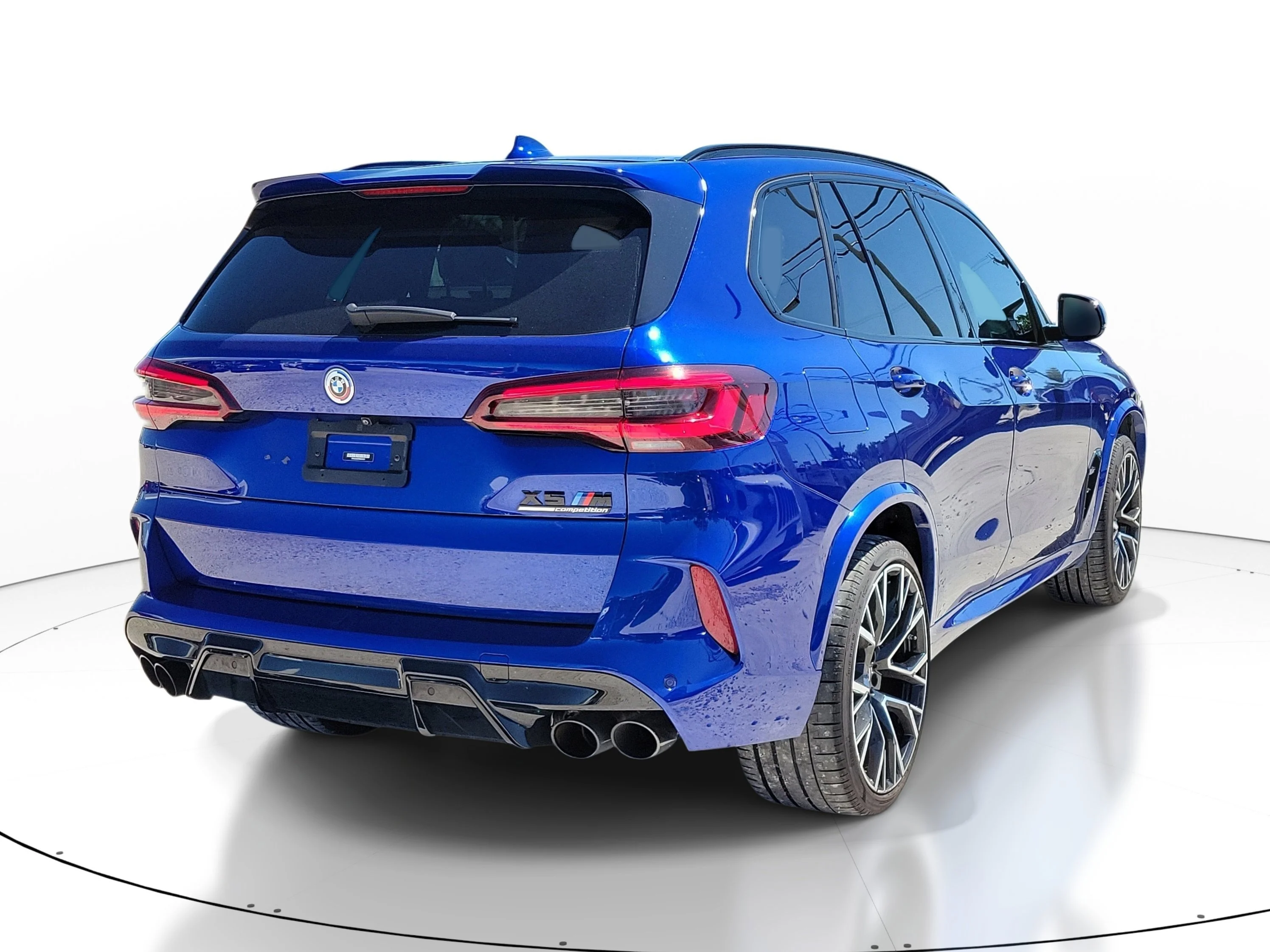 Used 2022 Marina Bay Blue Metallic BMW Base image 6