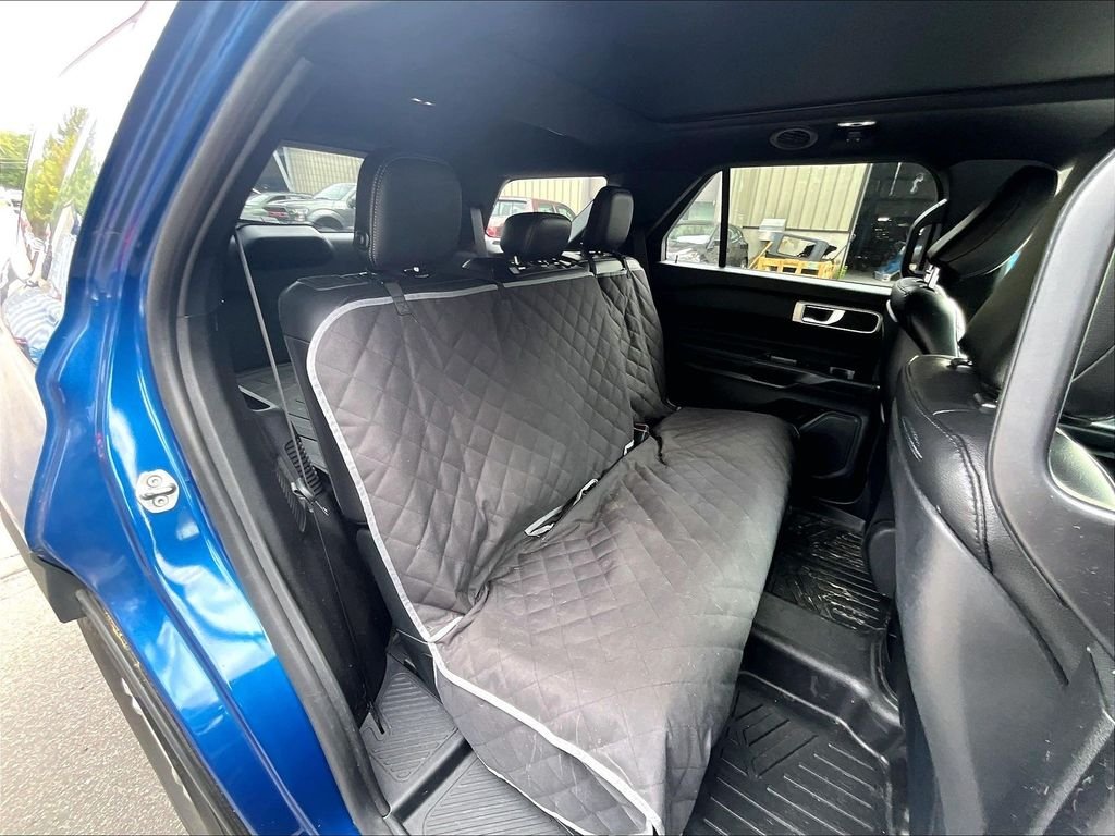 Used 2020 Blue Ford XLT image 16