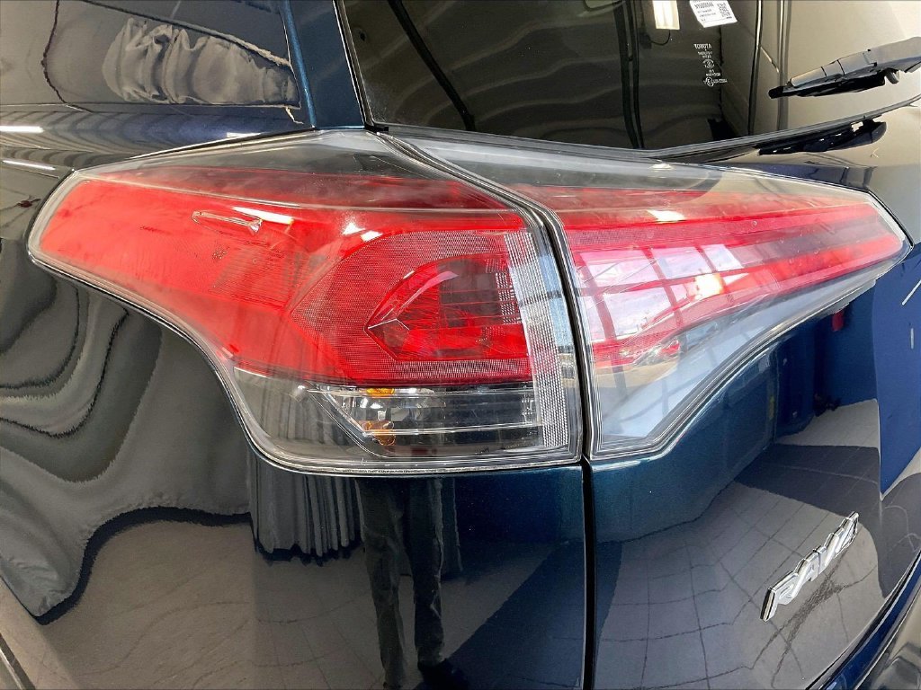Used 2017 Blue Toyota LE image 34