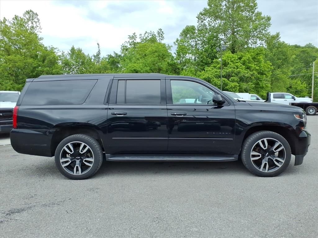 Used 2018 Black Chevrolet Premier image 7