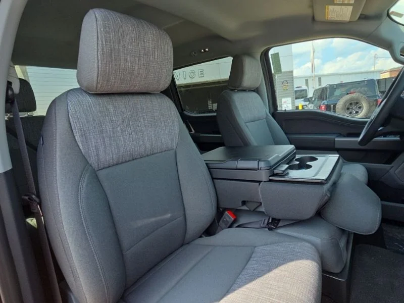 New 2026 Carbonized Gray Metallic Ford F-250® XLT image 17