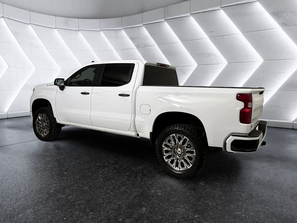 Used 2026 White Chevrolet Custom image 6