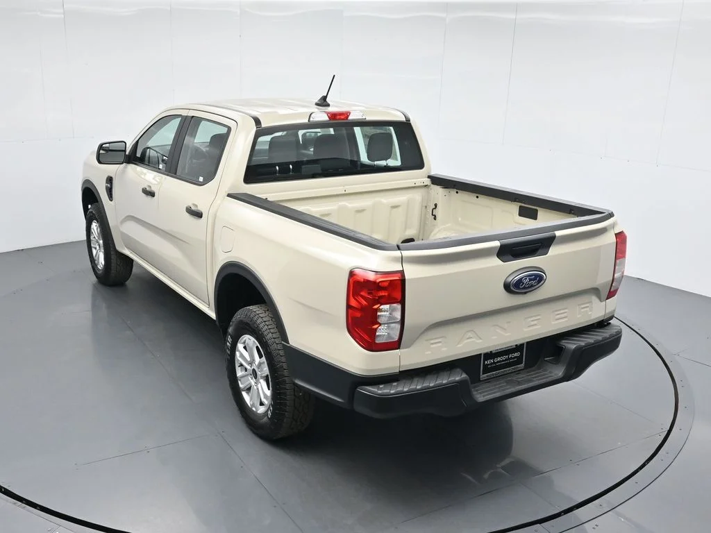 New 2025 Beige Ford XL image 41