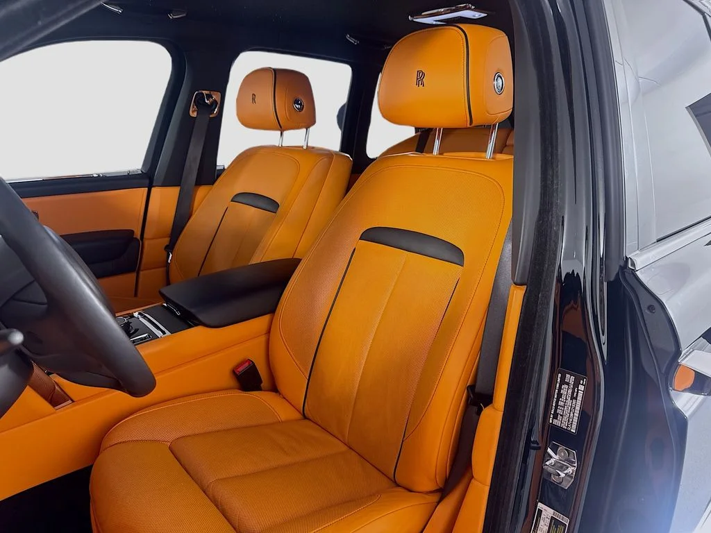 Used 2023 Black Rolls-Royce Base image 22