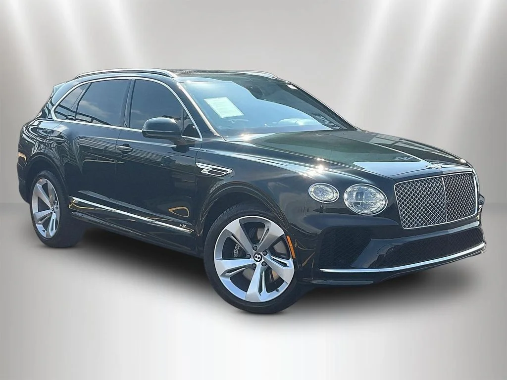 Used 2021 Midnight Emerald Bentley V8 image 3