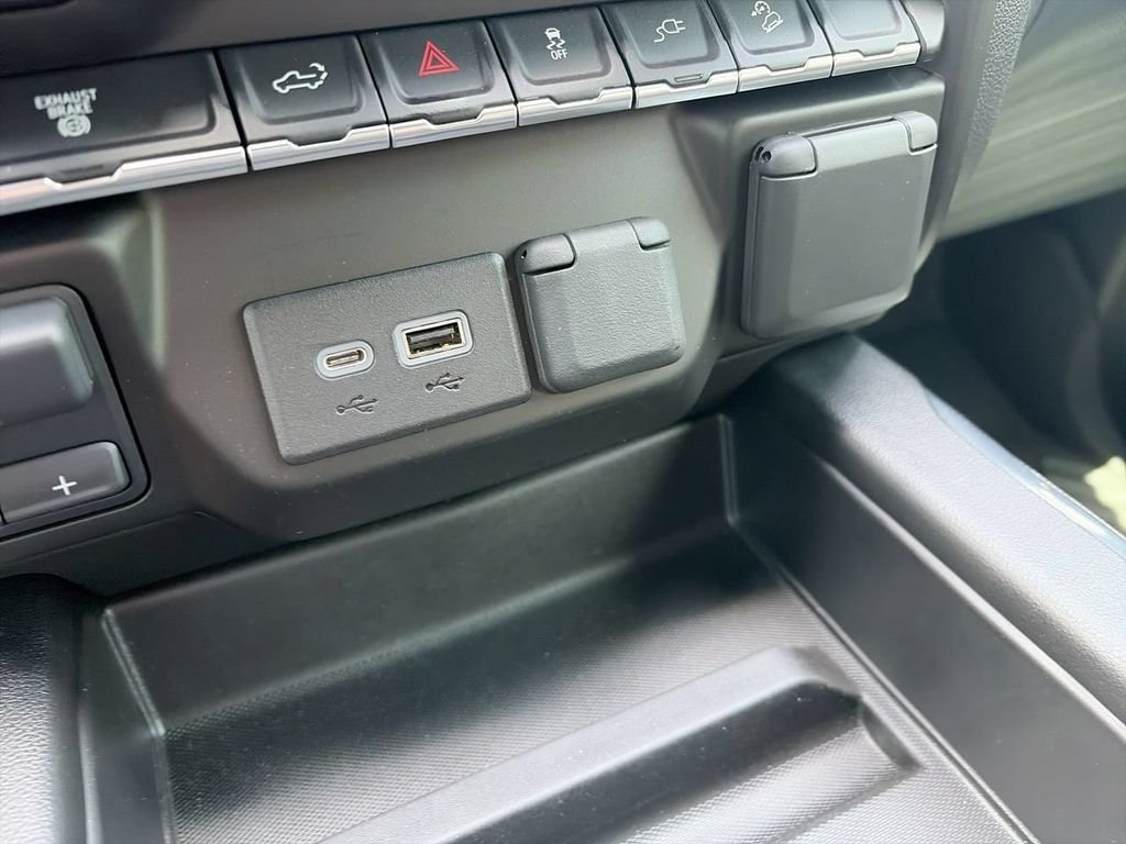 Used 2023 Blue GMC AT4 image 19