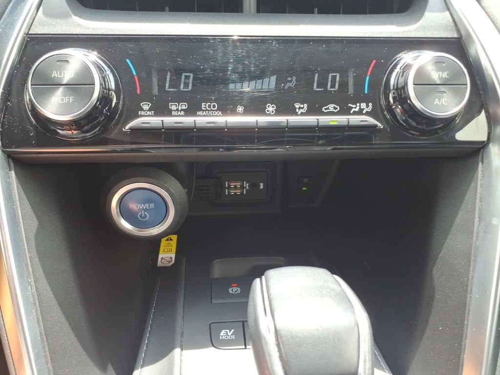 Used 2021 Silver Toyota LE image 23