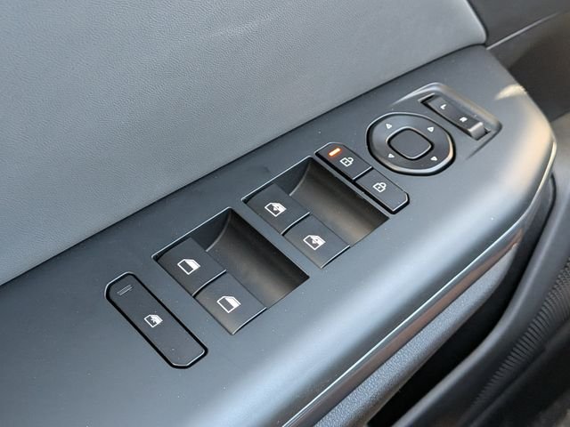 New 2026 Snow White Pearl Kia EX image 22