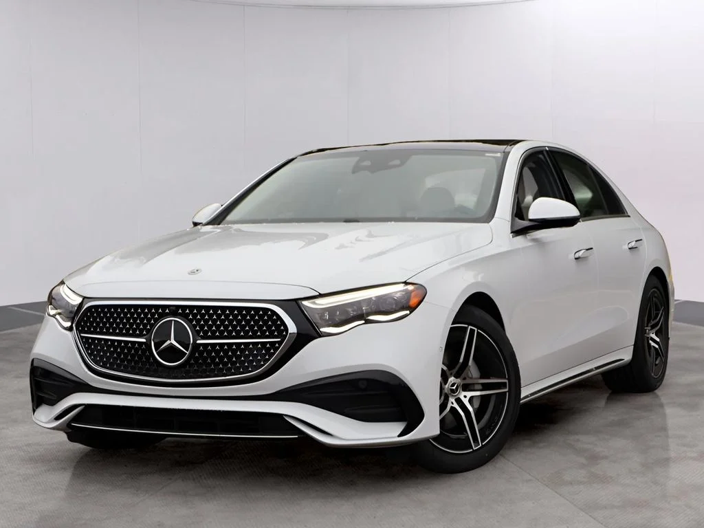 New 2026 MANUFAKTUR Moonlight White Metallic Mercedes-Benz E 350 image 1