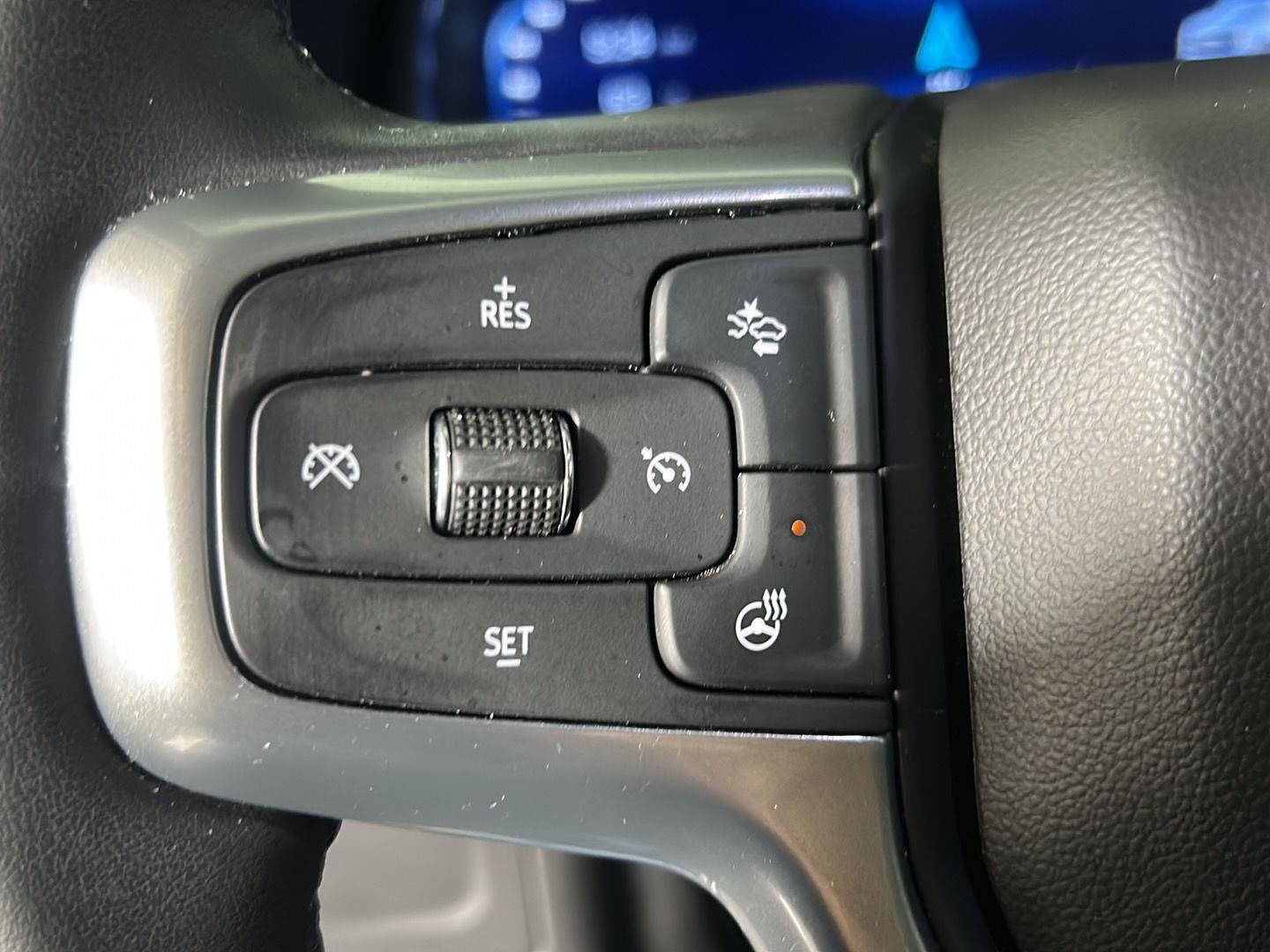 Used 2023 Summit White Chevrolet Premier image 31