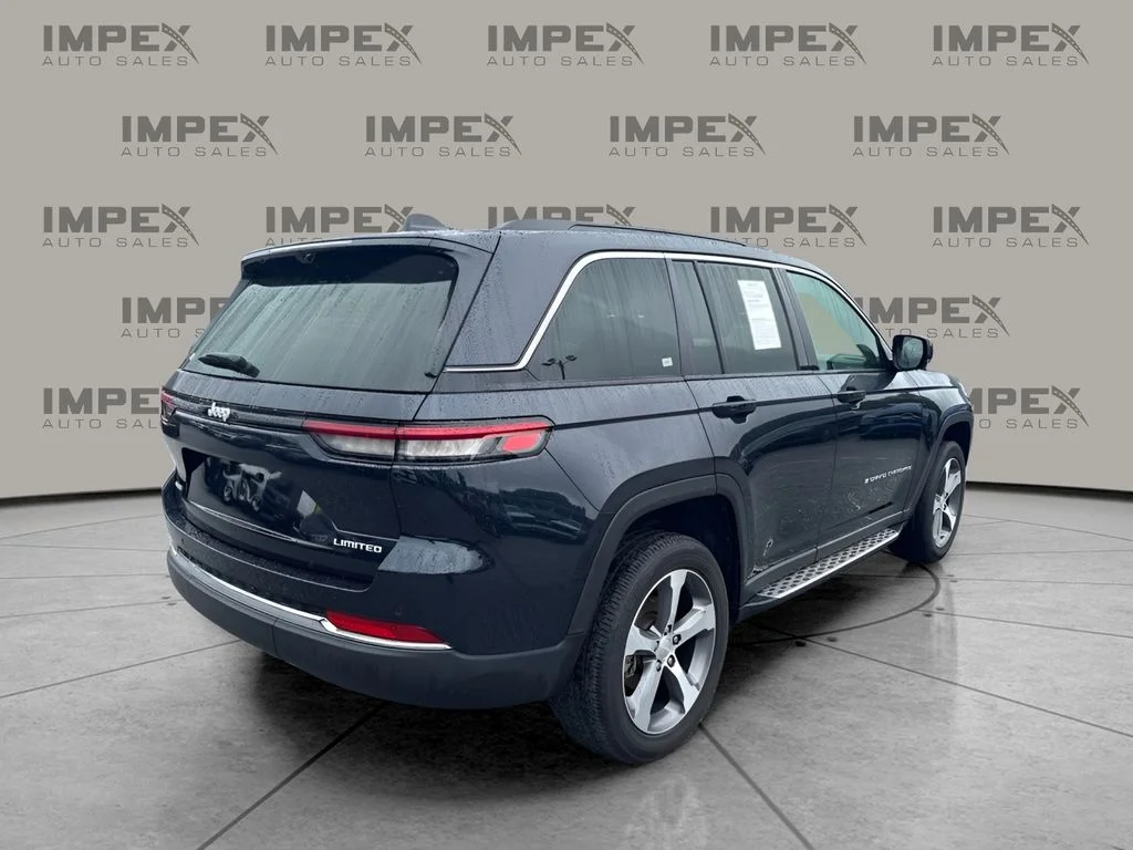 Used 2024 Black Jeep Limited image 3