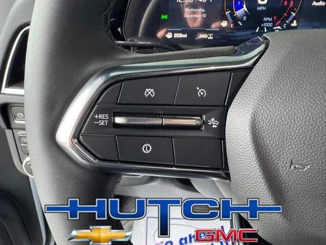 New 2026 Polar White Tricoat Chevrolet Premier image 21