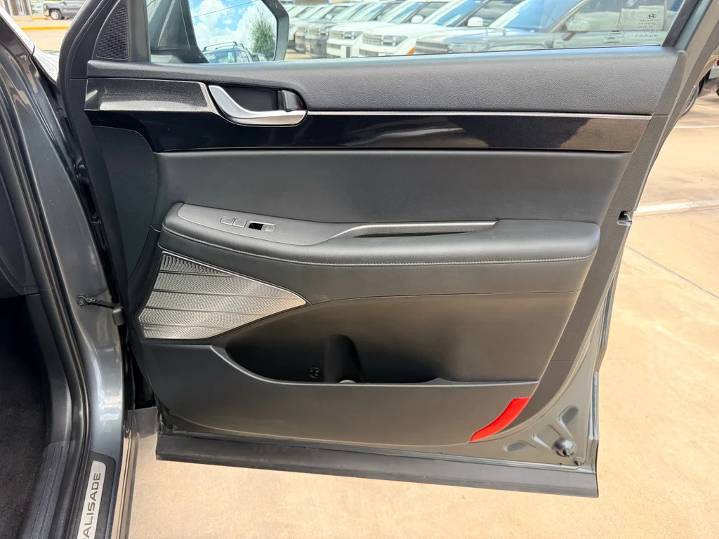 Used 2022 Steel Graphite Hyundai Limited image 12