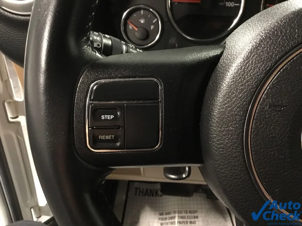Used 2016 White Jeep Sahara image 36