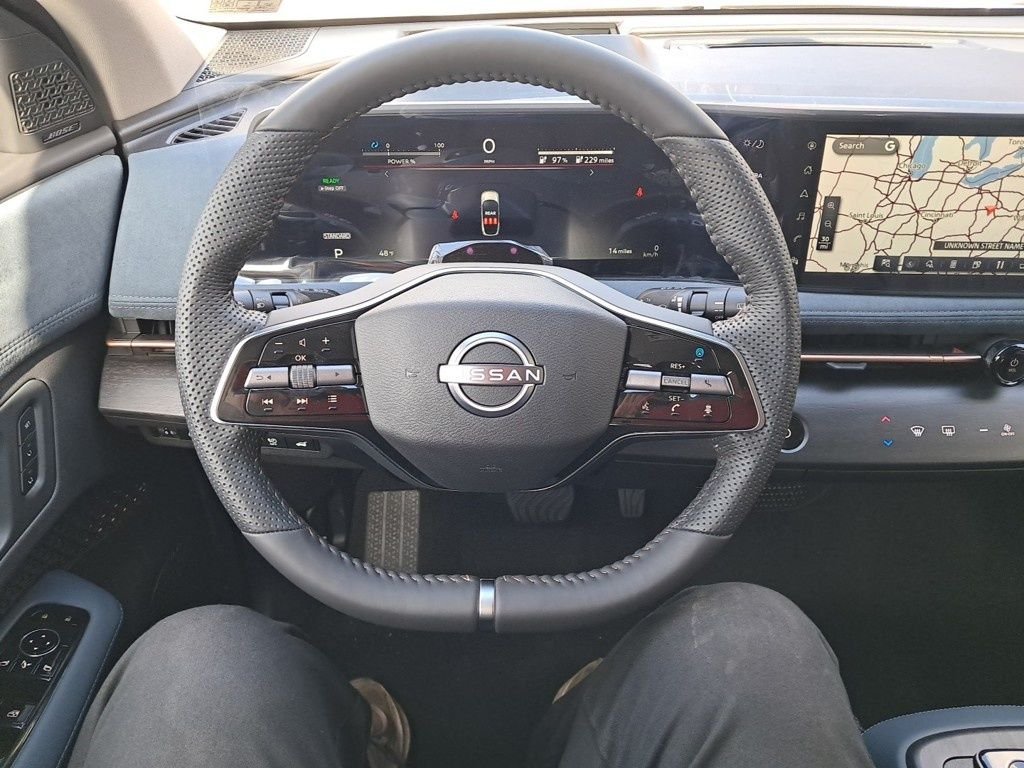 2025 Nissan ARIYA Platinum+ - Photo 14