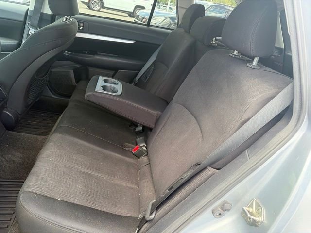 Used 2013 Silver Subaru 2.5i Premium image 21