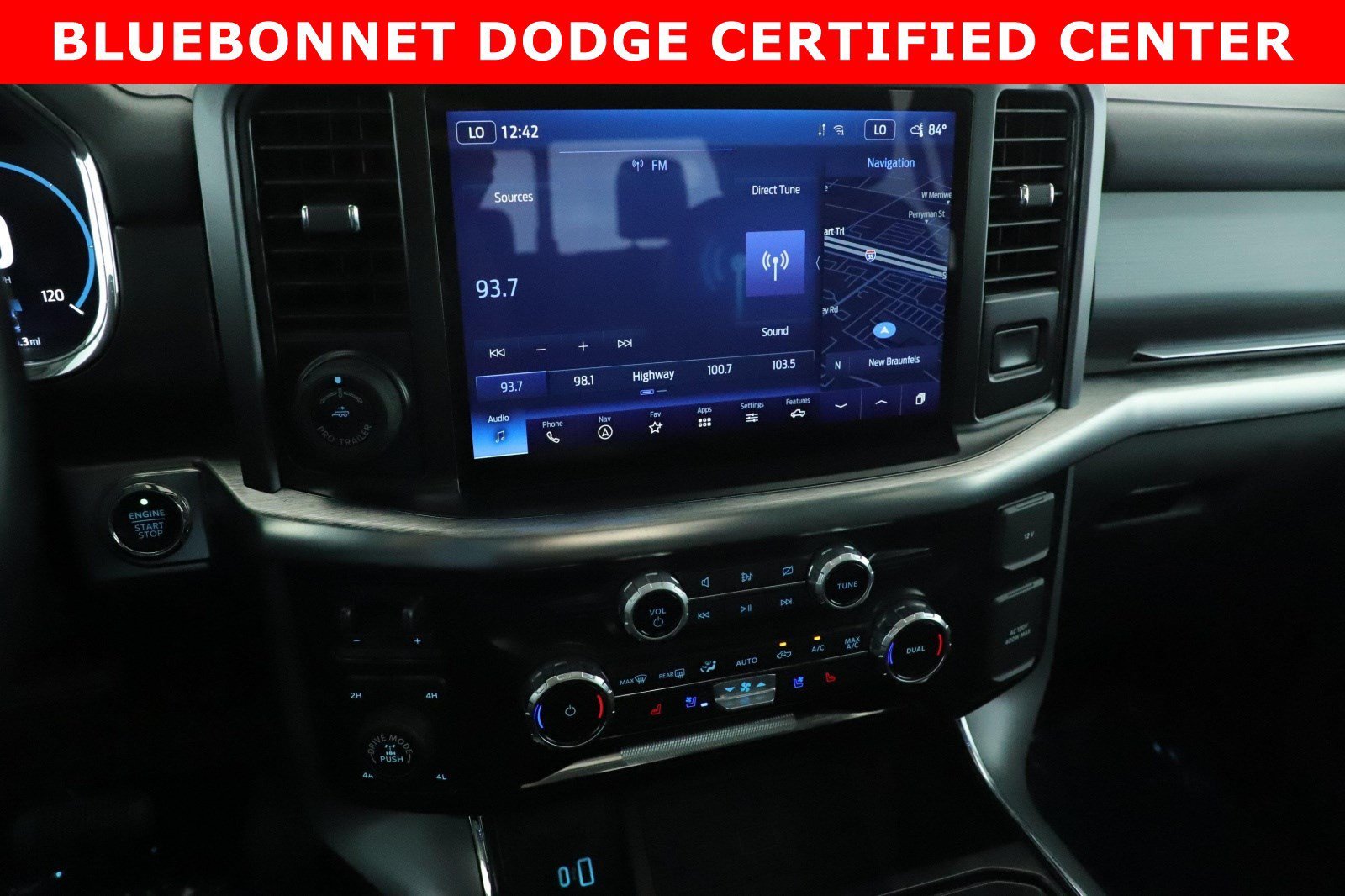 Used 2023 Rapid Red Metallic Tinted Clearcoat Ford LARIAT image 24