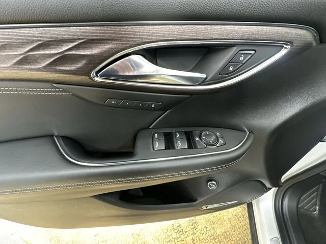 Used 2023 White Buick Avenir image 16
