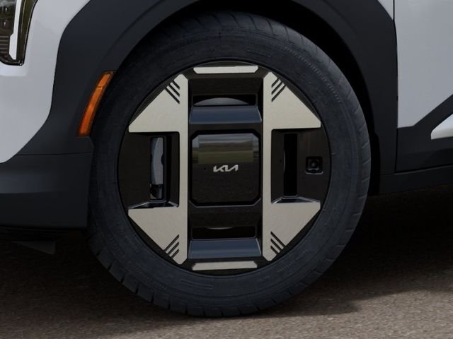 New 2027 Snow White Pearl Kia Wind image 9